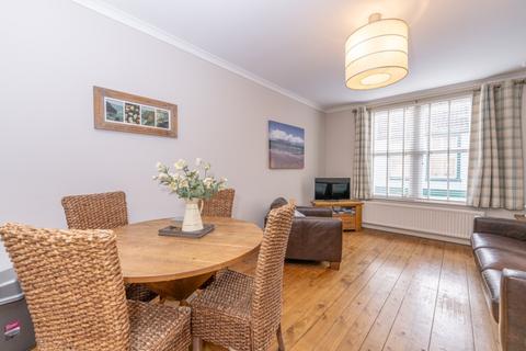 2 bedroom flat to rent - Creel Court, North Berwick, East Lothian, EH39