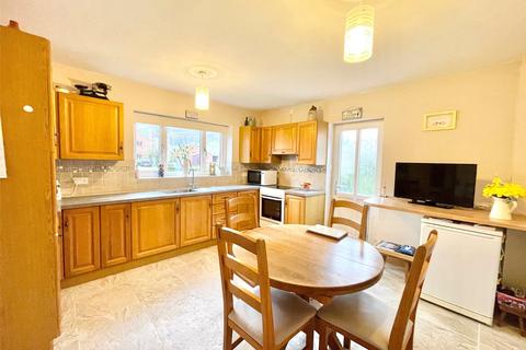 18 Cae Dafydd, Meifod, SY22 6HF