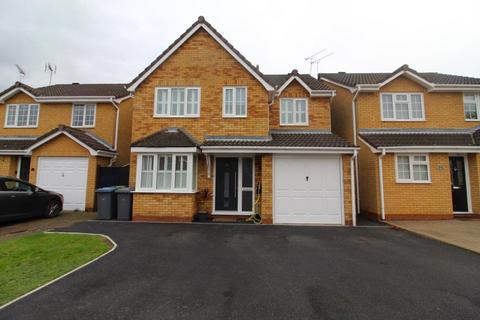 4 bed detached house for rent in Woodrush Road, Ipswich, IP3