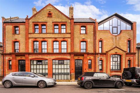 2 bedroom duplex for sale, The Set, Cabul Road, Battersea, London, SW11