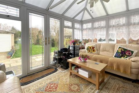 25 Loraine Way, Bramford, Ipswich, IP8 4AG