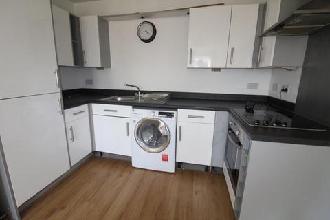 2 bedroom flat for sale - St Georges Street, Ipswich, IP1