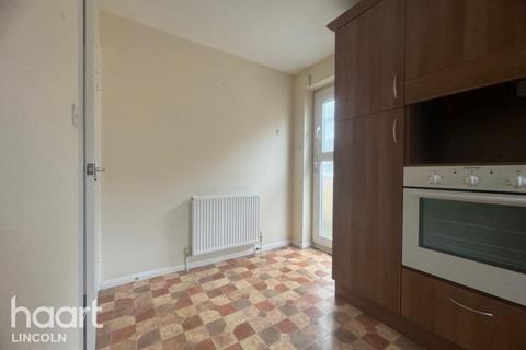 2 bedroom bungalow to rent, Mayall Court, Lincoln