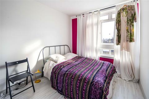 2 bedroom flat for sale - James Hammett House, Ravenscroft Street, London, E2