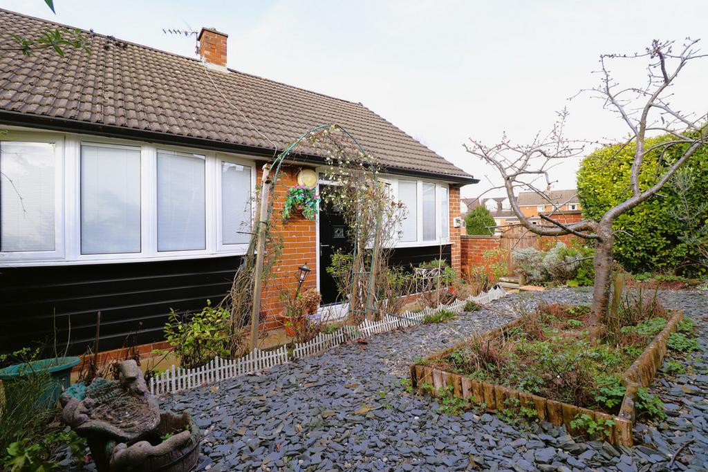 Monk Bretton Barnsley S71 1 bed bungalow for sale £130,000