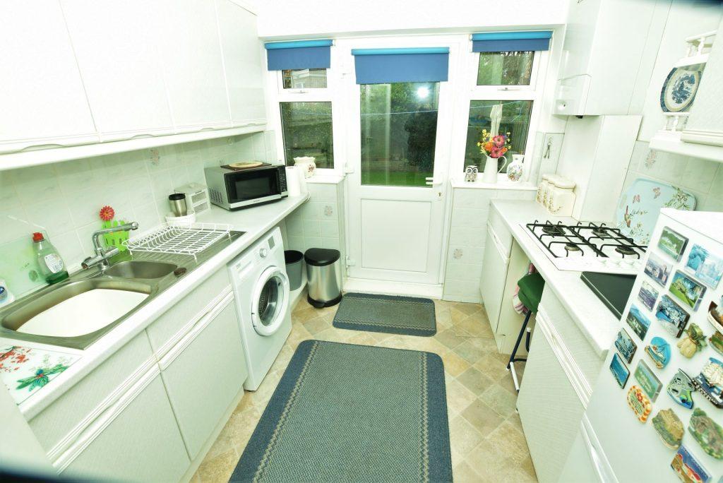 Weydale Avenue, Scarborough YO12 2 bed apartment for sale £149,500
