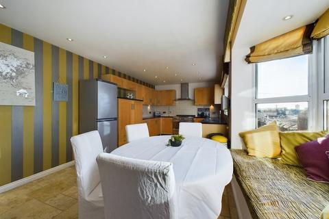 3 bedroom terraced house to rent - De La Hay Avenue, Plymouth PL3