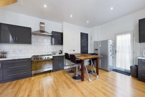 3 bedroom end of terrace house for sale, Cathcart Avenue, Plymouth PL4