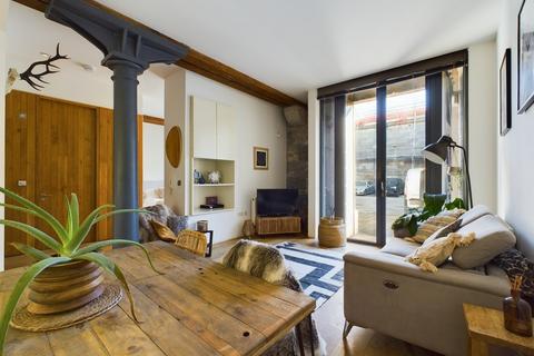 1 bedroom apartment to rent, Clarence Building, Stonehouse PL1