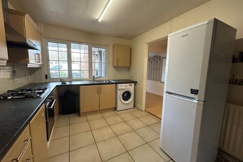 3 bedroom house to rent - Stantonbury, Milton Keynes MK14