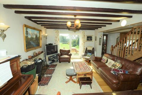 3 bedroom cottage for sale, High Street, Snainton YO13