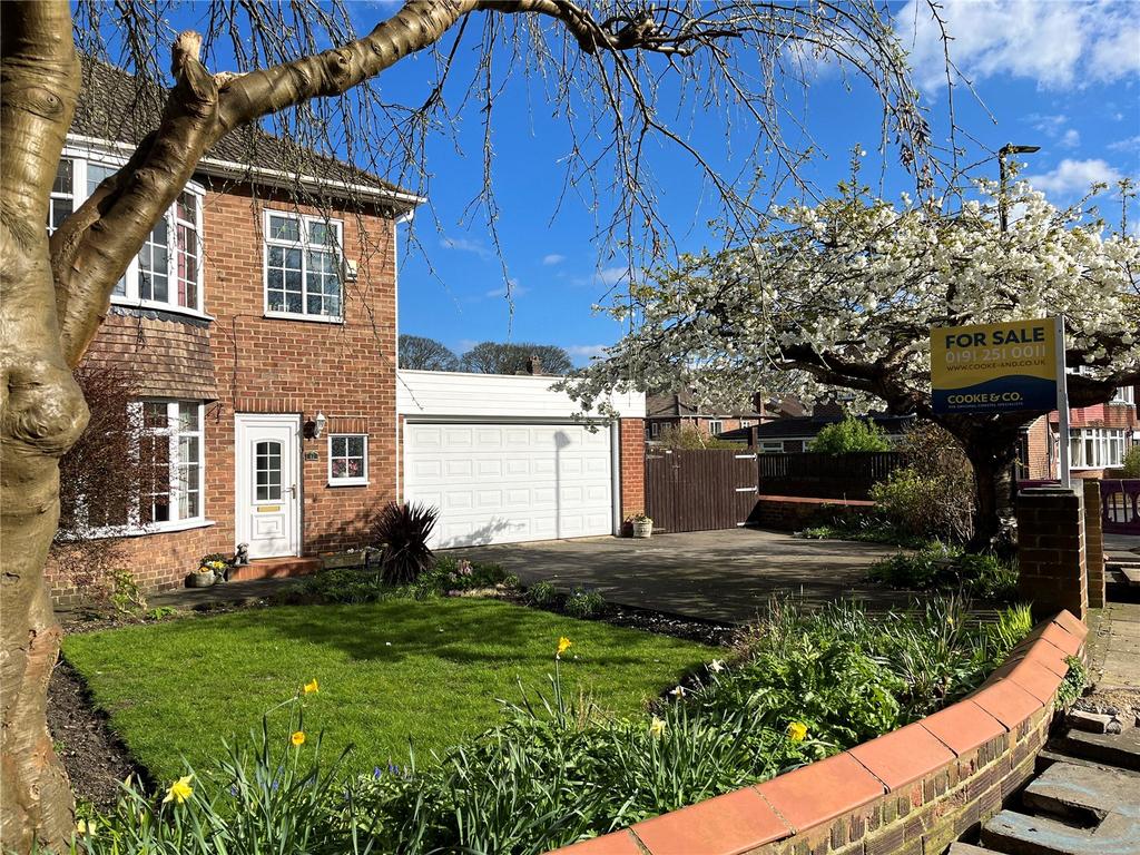 Front Garden (2)