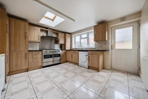 5 bedroom terraced house for sale, Banbury,  Oxfordshire,  OX16