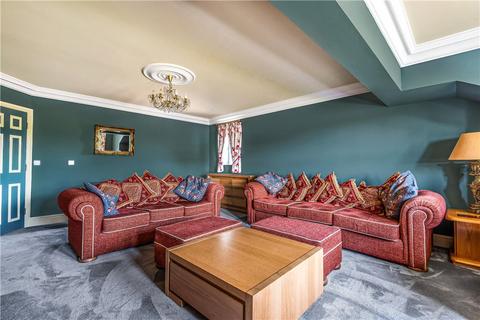 2 bedroom penthouse for sale, Sycamore Court, The Sycamores, BRAMHOPE, Leeds, LS16