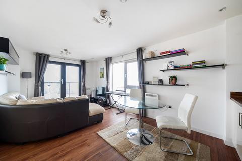 2 bedroom flat for sale, Olympian Heights, Woking, GU22