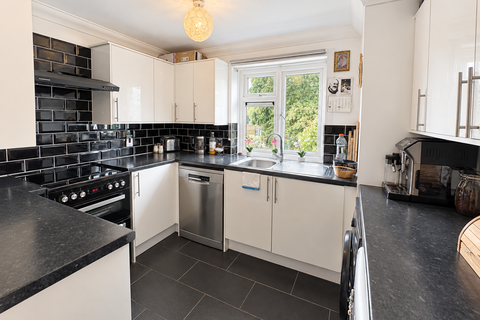 2 bedroom flat for sale, Lower Brownhill Road, Southampton