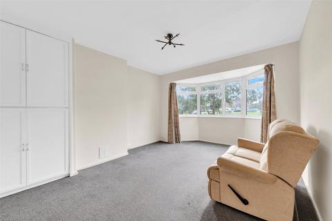 10 Blake Gardens, Dartford, DA1 5EL