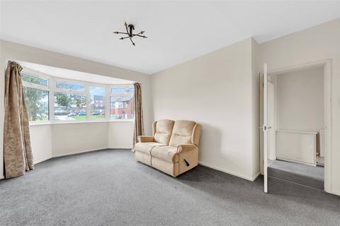 10 Blake Gardens, Dartford, DA1 5EL