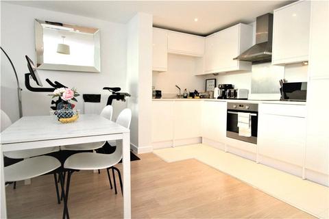 1 bedroom apartment for sale, Durnsford Road, London, SW19