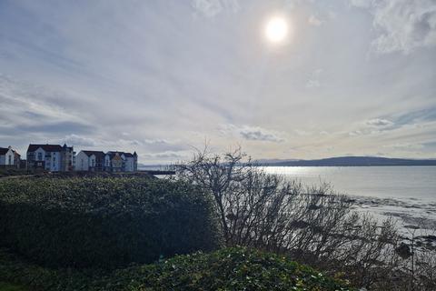 2 bedroom flat to rent, Spinnaker Way, Dalgety Bay KY11