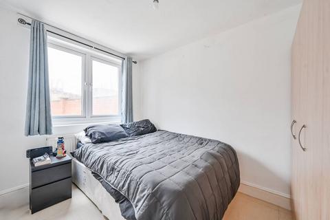 1 bedroom flat for sale, Lendal Terrace, SW4, Clapham, London, SW4