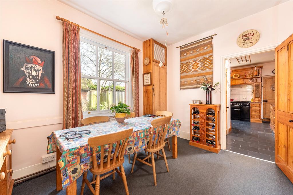 Breakfast Room