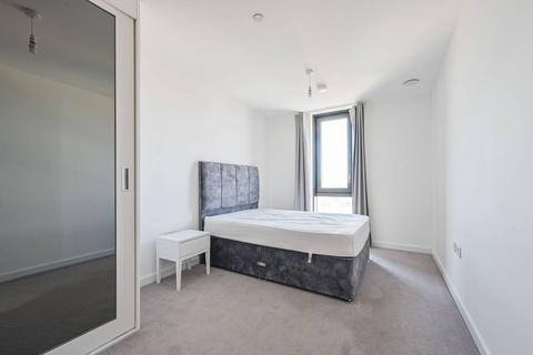 2 bedroom flat to rent, City North East Tower, Finsbury Park, London, N4