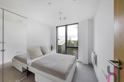 2 bedroom flat to rent, The Landmark, 30 Oldfield Road, Salford, M5