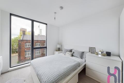 2 bedroom flat to rent, The Landmark, 30 Oldfield Road, Salford, M5