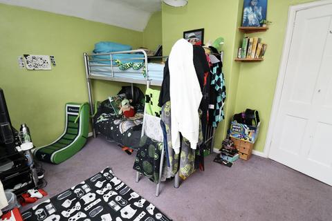 28 Ivythorn Road, Street, BA16 0TF