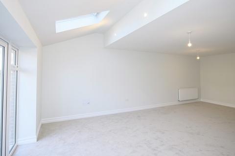 3 bedroom end of terrace house for sale - Plot 336, The Swift at Broadacres, Chessall Avenue RH13