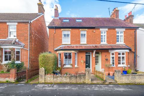 4 bedroom semi-detached house for sale - Bullers Road, Farnham, GU9