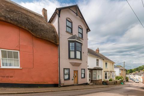 4 bedroom terraced house for sale, Fore Street, North Tawton, EX20
