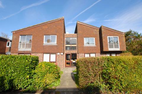 2 bedroom flat for sale, Mill Road, Hythe, CT21