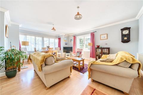 2 bedroom apartment for sale, Grand Avenue, Worthing, West Sussex