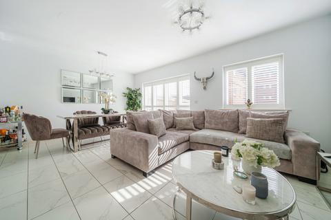 2 Buddery Close, Warfield, Bracknell, RG42 6DJ