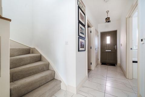 2 Buddery Close, Warfield, Bracknell, RG42 6DJ