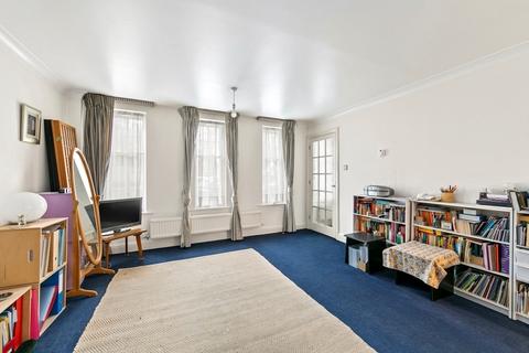 1 bedroom flat for sale, Lamerton Lodge, Kew Road, Kew, Richmond, Surrey TW9