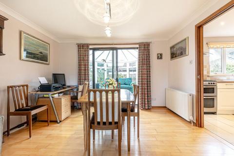 5 Beechtree Place, Auchterarder, PH3 1JQ