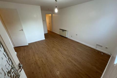 1 bedroom apartment to rent, Nicholas Close, Greenford