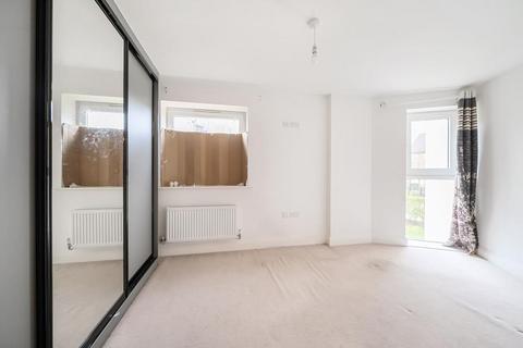 1 bedroom flat for sale, Perkins Gardens,  Ickenham,  Uxbridge,  UB10