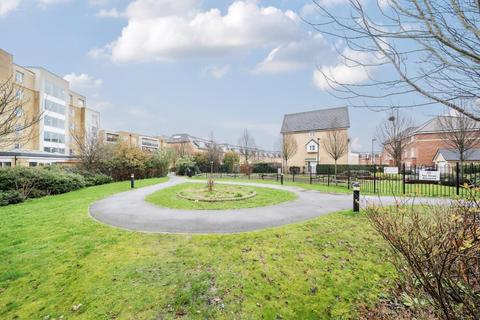 1 bedroom flat for sale, Perkins Gardens,  Ickenham,  Uxbridge,  UB10