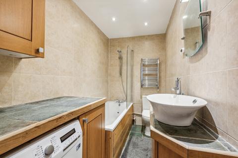 2 bedroom flat to rent, Highbury Hill, Highbury, Islington, London