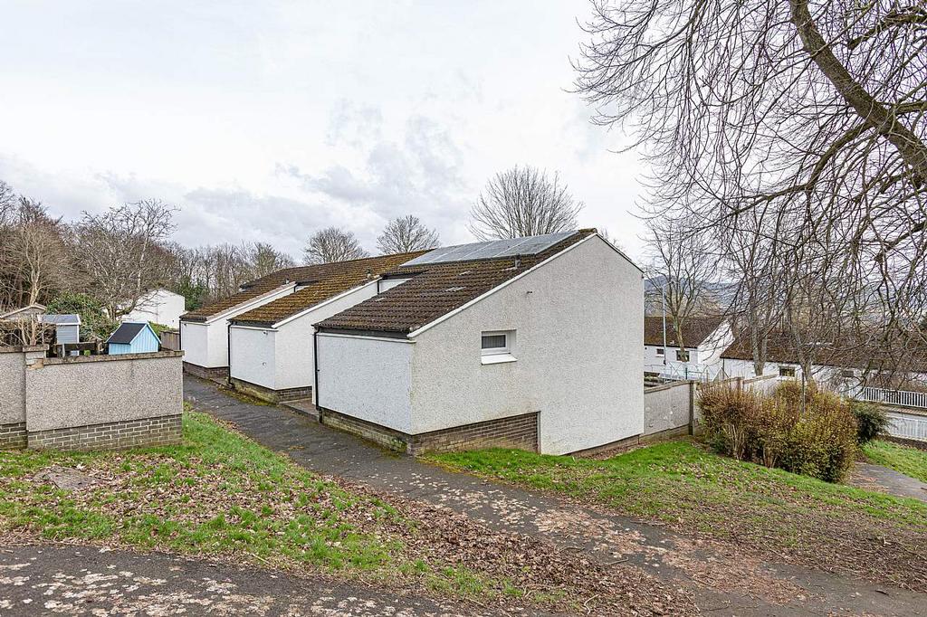 88 Hawthorn Road, Galashiels TD1 2LQ 2 bed terraced house £125,000