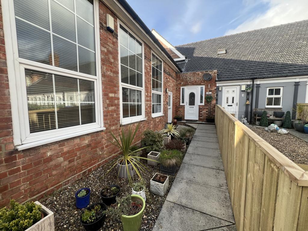 The Cloisters, Wingate, County Durham, TS28 3 bed terraced house for