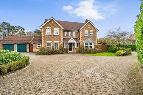 4 bedroom detached house for sale, Nutfields, Ightham, TN15
