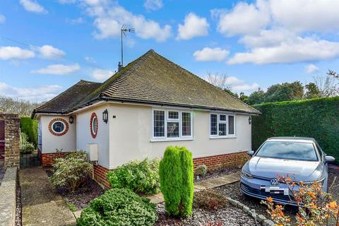 2 bedroom detached bungalow for sale, Cavendish Close, Horsham, West Sussex