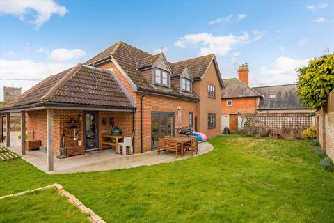 4 bedroom village house for sale, The Gardens, Upavon, Pewsey, Wiltshire, SN9
