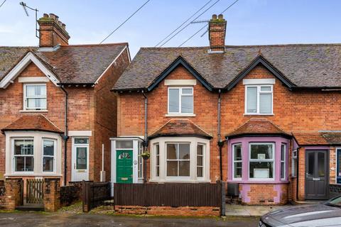 3 bedroom end of terrace house for sale, Newbury,  Berkshire,  RG14