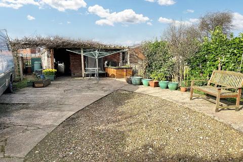 50 Hendal Lane, Wakefield, WF2 7NY